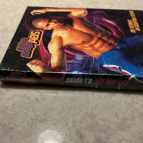 ⭐️NEW Sealed Hip Hop Abs Beachbody Fitness Workout DVD set - Picture 3 of 4